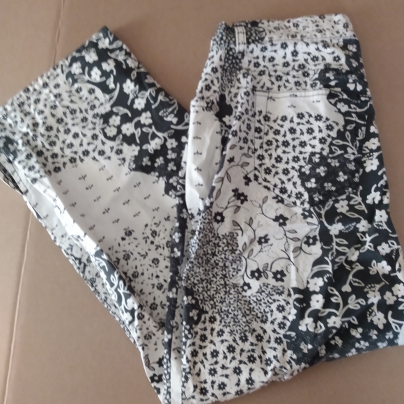 Vintage y2k cottage core capris - Picture 7 of 9